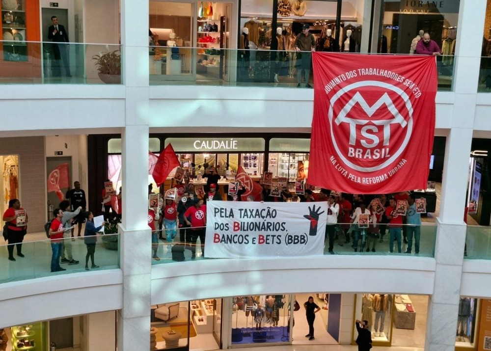 Shopping Leblon: MTST ocupa shopping de luxo no Rio e cobra taxação de bilionários