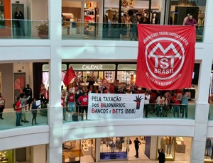 Shopping Leblon: MTST ocupa shopping de luxo no Rio e cobra taxação de bilionários
