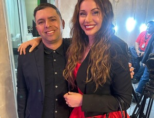 Autor Thiago Winner com a campeã do BBB 11, Maria Melilo.