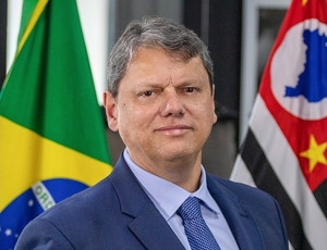 Pesquisa confirma:  Tarcísio consolida liderança absoluta em São Paulo e caminha para vitória no primeiro turno