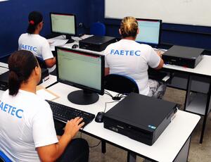 Faetec abre inscrições para cadastro reserva de profissionais do Pronatec Mulheres Mil