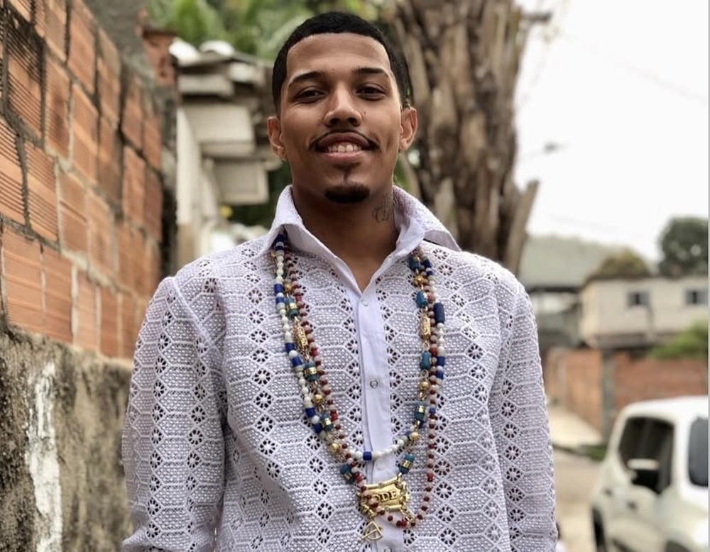 Babalorixá Brenno Ty Oxoguian: um jovem de axé, respeito e responsabilidade no Candomblé