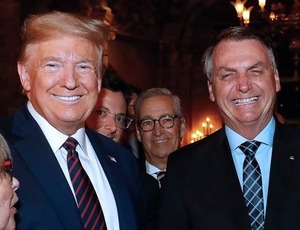 Trump publica carta a Bolsonaro: 'Espero que Brasil encerre regime de censura'