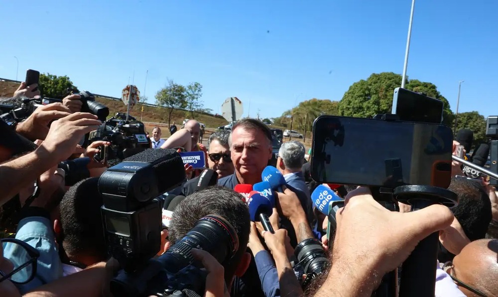 Defesa responde Moraes e diz que Bolsonaro não descumpriu restrições