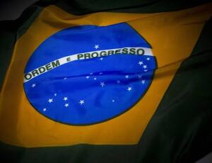 Sete partidos se unem em defesa do STF