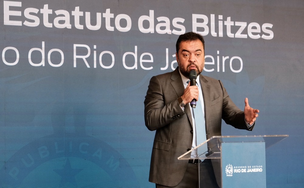 Cláudio Castro sanciona lei do Estatuto das Blitzes e estabelece regras para as ações de fiscalização no estado