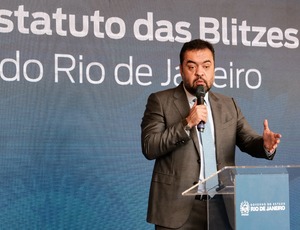 Cláudio Castro sanciona lei do Estatuto das Blitzes e estabelece regras para as ações de fiscalização no estado