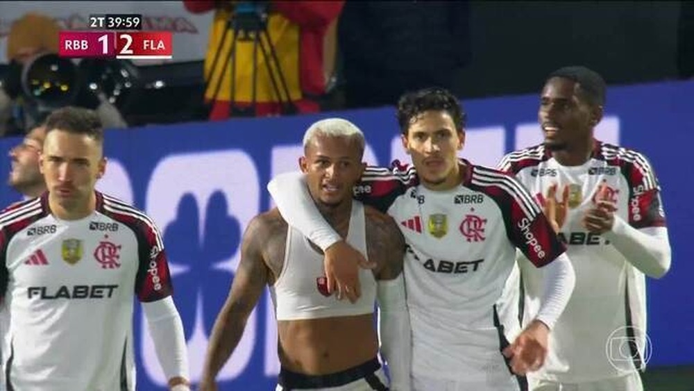 Wesley marca em possível despedida, Flamengo vira e quebra tabu contra o Bragantino
