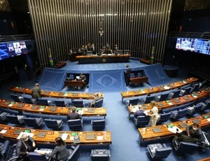 Urgente: TRF suspende liminar que barrava indicação de Renan; senadores dão início a CPI da Covid-19