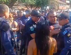 Prefeita Fernanda Ontiveros vs André Ceciliano: Violência e Racismo marcam Eleição do PT em Japeri com Crianças Autistas atingidas por Gás de Pimenta da Guarda Municipal 