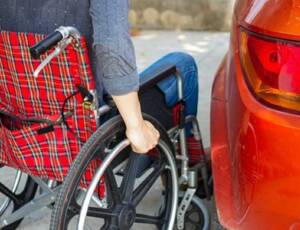 Governo vai cortar isenção de impostos para PCD que não usa carro adaptado a partir de 2026