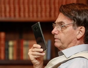 PF encontra diálogos sobre CPI contra Moraes no celular de Bolsonaro, diz jornal
