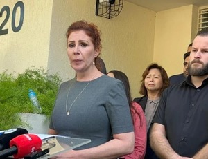 Polícia italiana prende Carla Zambelli, foragida da Justiça brasileira