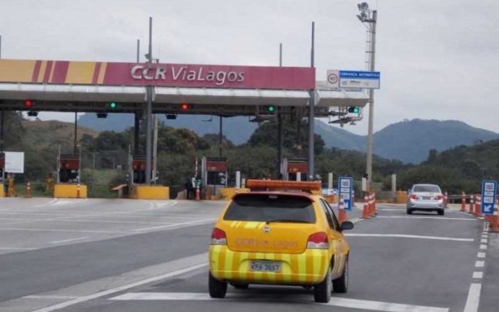 Reajuste do pedágio Via Lagos chega a R$ 30,60 e promete esvaziar carteiras dos turistas antes de chegar na praia