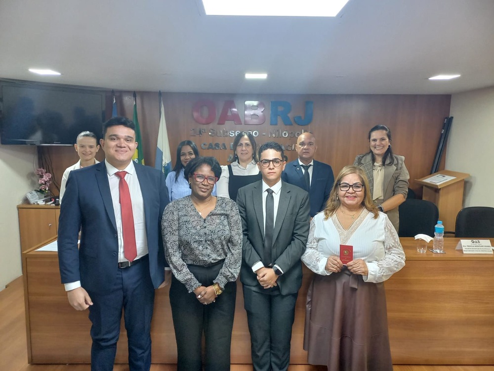 OAB de Nilópolis realiza cerimônia de entrega de carteiras a novos profissionais da advocacia