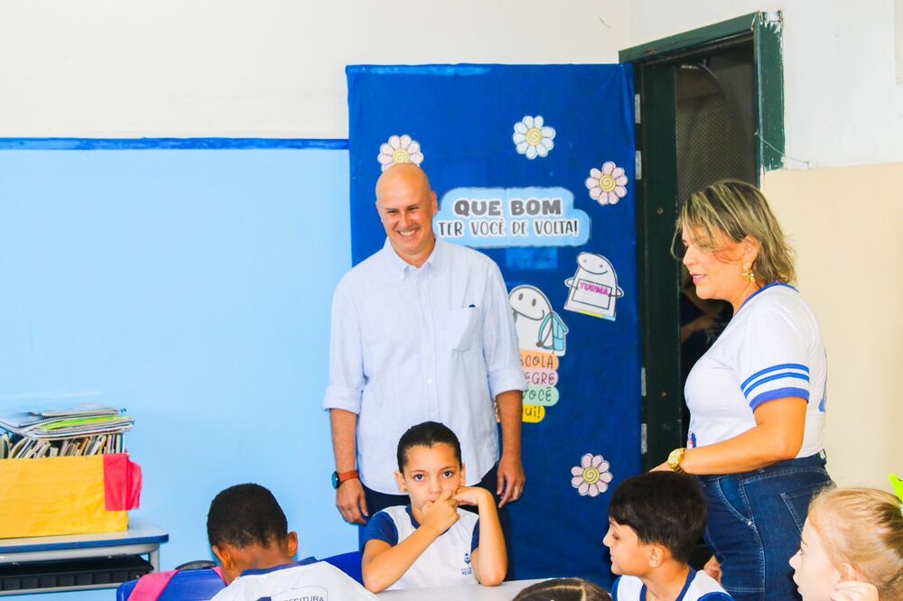 Tande Vieira celebra reconhecimento nacional e novos avanços na Educação de Resende
