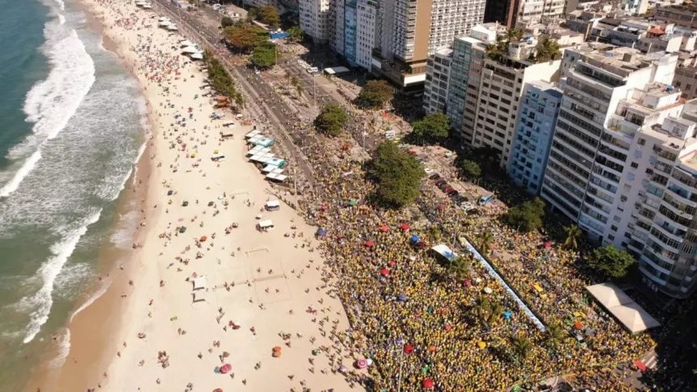 Manifestantes pedem fora Alexandre de Moraes em ato pró-anistia