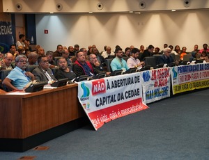 Cedae nega estudos para privatização em meio a pressões por desestatização