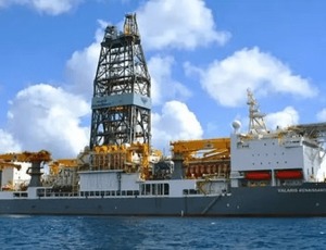 Empresa britânica BP anuncia grande descoberta de petróleo na Bacia de Santos