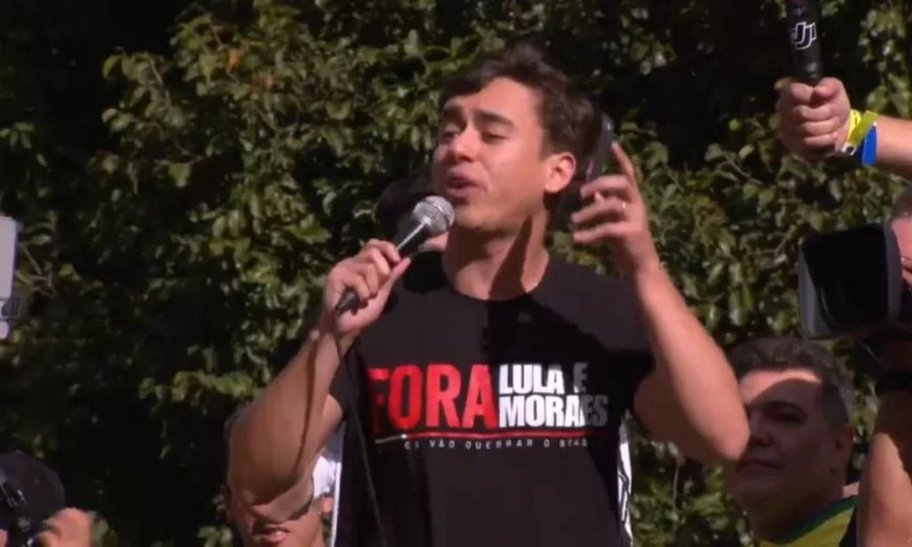 O recado de Moraes a Nikolas Ferreira ao decretar a prisão domiciliar de Bolsonaro