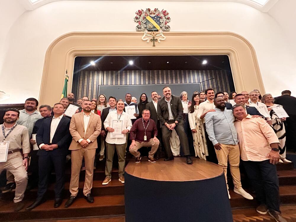RioLuz celebra 35 anos com homenagem a colaboradores