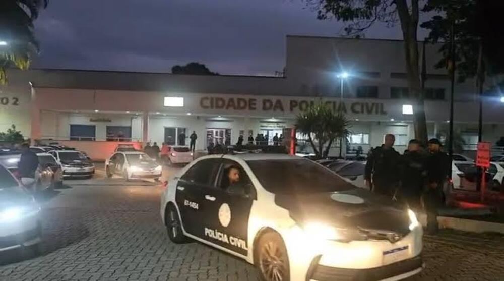 Comando Vermelho criou Uber próprio e proibia moradores de usar apps oficiais, lucrando R$ 1 milhão mensalmente na Vila Kennedy