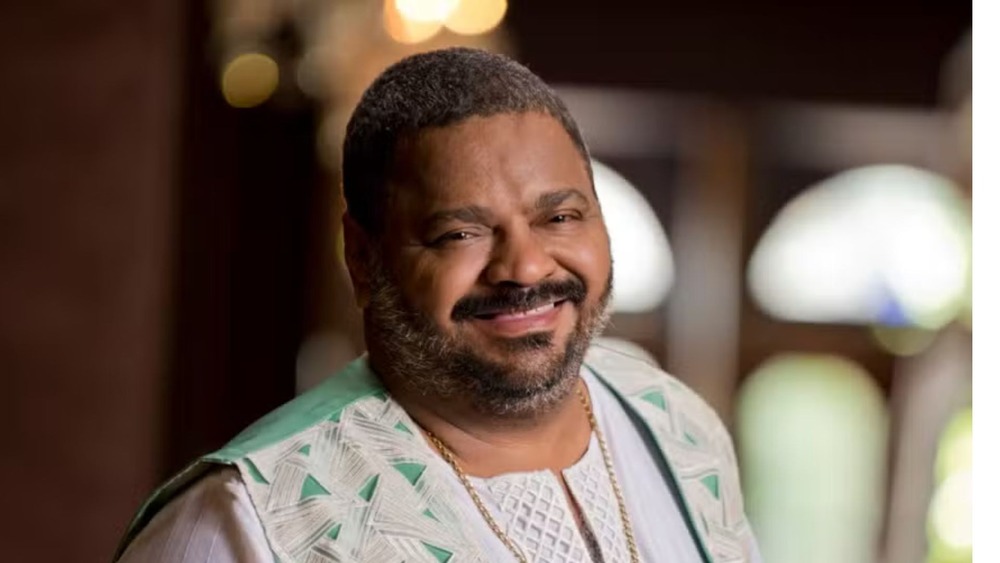 Morre Arlindo Cruz, ícone do samba brasileiro, aos 66 anos. Rememore a carreira