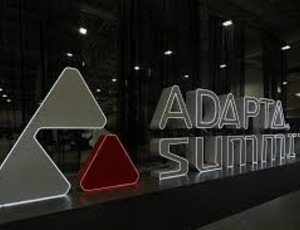 Adapta Summit 2025: O maior evento de IA Generativa do Brasil revoluciona o cenário empresarial