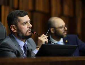 Roubos de carga sobem 99% e Rodrigo Bacellar apresenta medidas polêmicas contra escalada da violência 