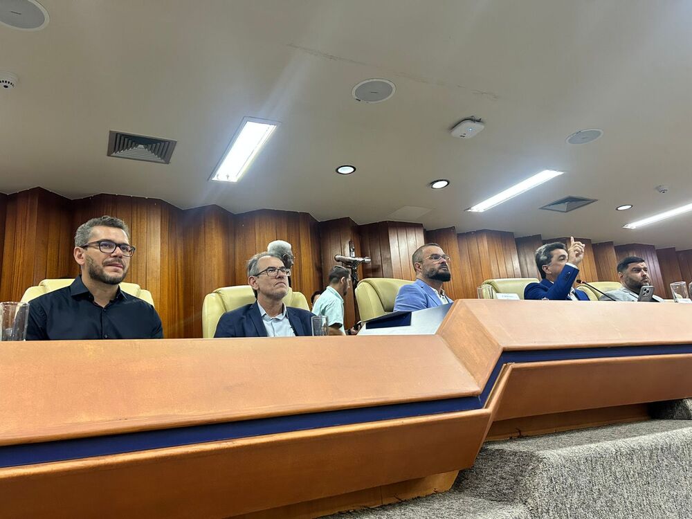 Hudson Marçal representa presidente da GoiásFomento em celebração do Dia do Empreendedor na Câmara de Goiânia