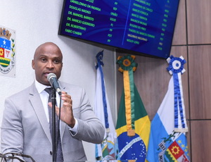 Vaguinho Neguinho aperta o cerco contra a Águas do Rio