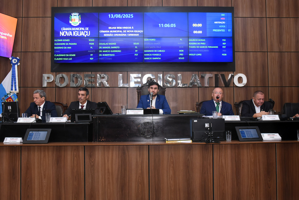 Câmara de Nova Iguaçu aprova mudanças no Sistema Municipal de Assistência Social e realiza homenagens a personalidades locais