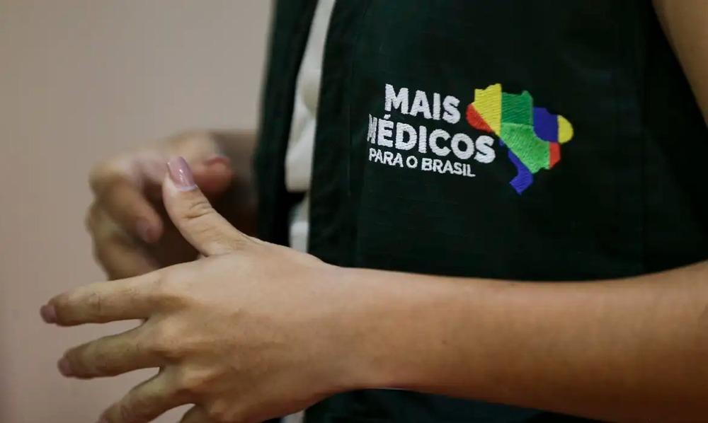 Governo Trump revogou visto de secretário ligado ao Mais Médicos. 'Saúde e soberania não se negociam', diz Padilha após sanção dos EUA