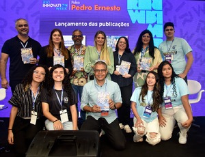 Faetec lança livro com coletânea de projetos apresentados na Rio Innovation Week
