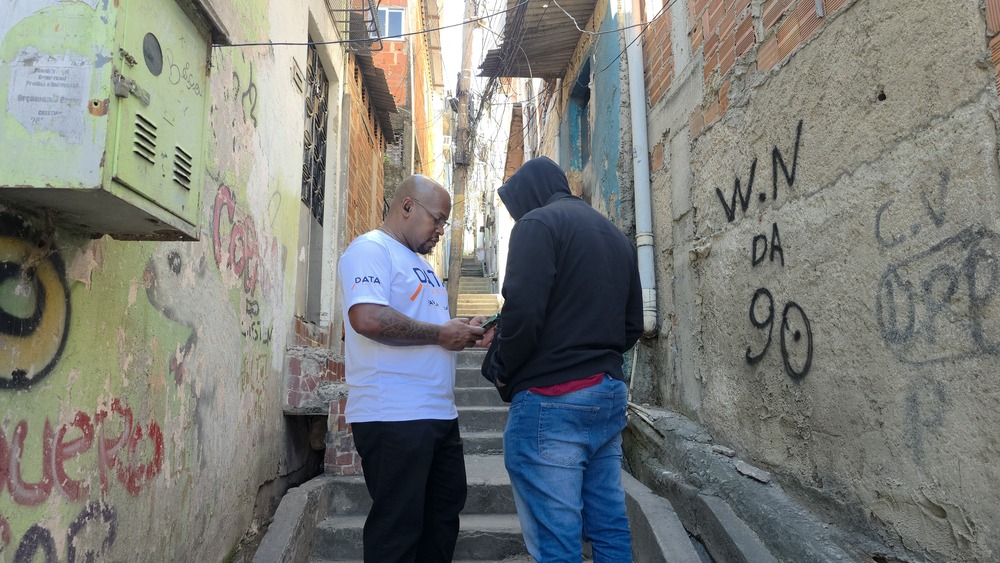 Data Favela apresenta nova gestão e lança pesquisa inédita com operadores do tráfico em evento no Rio de Janeiro
