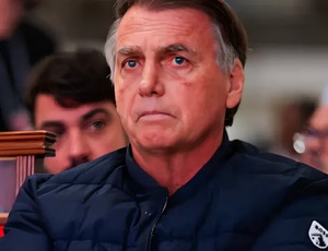 Zanin agenda para 2 de setembro o julgamento de Jair Bolsonaro e outros sete réus acusados de participação na tentativa de golpe de Estado
