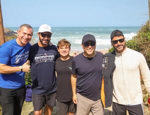 Prefeito Rodrigo Neves acompanha Itacoatiara Big Wave 2025