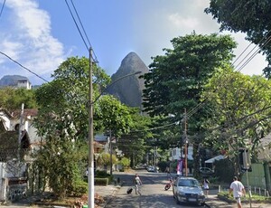 Grajaú comemora 111 anos de fundação com café da manhã coletivo, bolo, mutirão de limpeza e passeio histórico