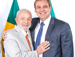 Lindbergh Farias protocola pedido de prisão preventiva alegando risco de fuga para embaixada americana