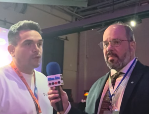 Douglas Torres revela como Yup Chat fatura R$ 120 milhões com IA e revoluciona atendimento multicanal no Brasil