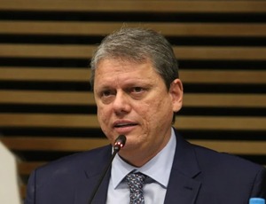 Os bilhões que Tarcísio não quis enxergar e o silêncio oficial cercam o maior escândalo fiscal da história recente de São Paulo