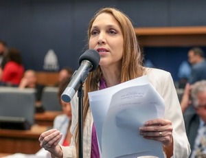 Deputada Lilian Behring cria projeto inovador que une beleza e proteção feminina no Rio