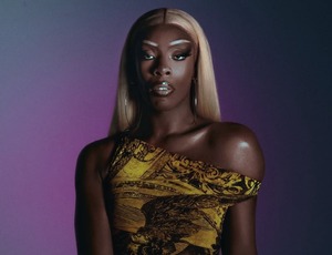 Jurada internacional no Drag Race Brasil, Keiona participa de watch party no Rio