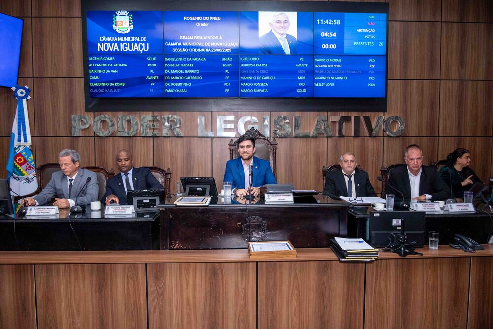 Gol de Placa de Dr. Marcio Guerreiro: Cartilha de Segurança nas escolas é aprovada em Nova Iguaçu