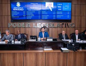 Gol de Placa de Dr. Marcio Guerreiro: Cartilha de Segurança nas escolas é aprovada em Nova Iguaçu