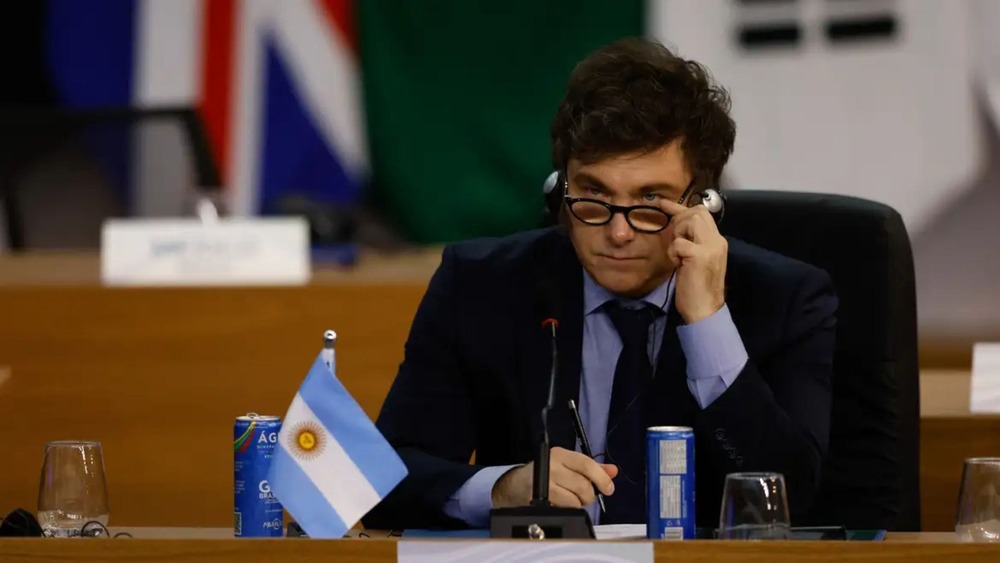 Acusações de corrupção e ataques: entenda a crise no governo Milei