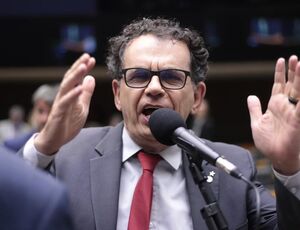 Reimont aciona STF e PGR contra Eduardo Bolsonaro e Gustavo Gayer por crime contra o sistema financeiro nacional