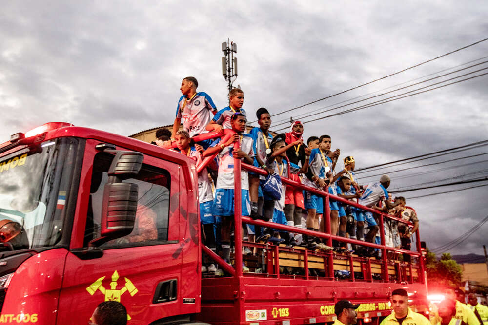 Taça das Favelas RJ 2025 consagra novos campeões em finais históricas