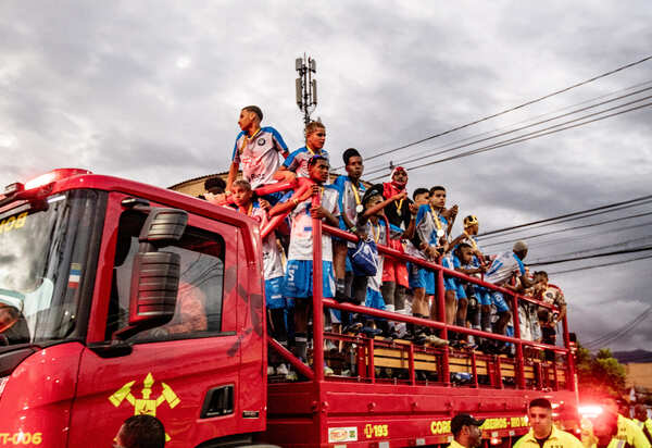Taça das Favelas RJ 2025 consagra novos campeões em finais históricas