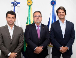 PGJ recebe relator da reforma administrativa na Câmara